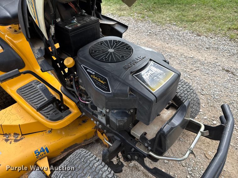 image for item ET6419 2006 Cub Cadet GT1554 lawn mower