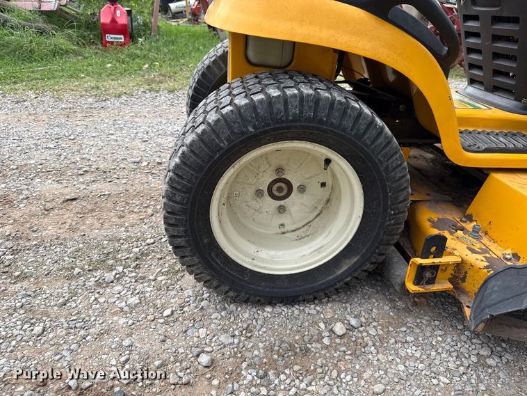 image for item ET6419 2006 Cub Cadet GT1554 lawn mower