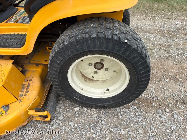 image for item ET6419 2006 Cub Cadet GT1554 lawn mower