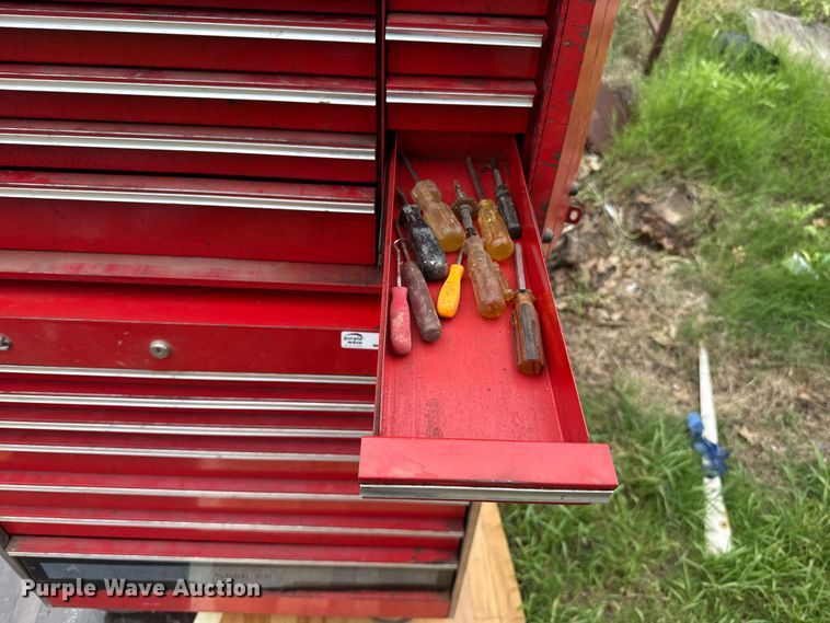 image for item ET6421 Snap-On toolbox