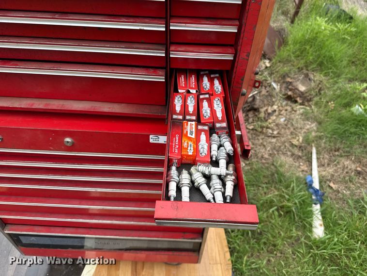 image for item ET6421 Snap-On toolbox