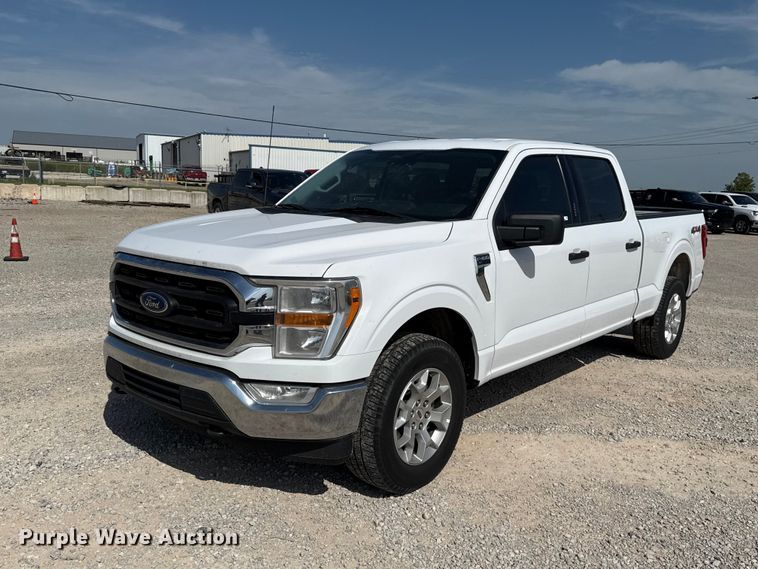 image for item ET6425 2022 Ford F150 Crew Cab pickup truck