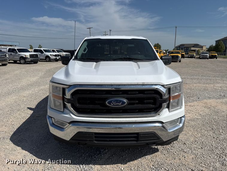 image for item ET6425 2022 Ford F150 Crew Cab pickup truck