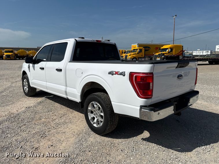 image for item ET6425 2022 Ford F150 Crew Cab pickup truck