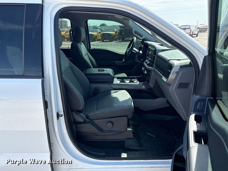 image for item ET6425 2022 Ford F150 Crew Cab pickup truck