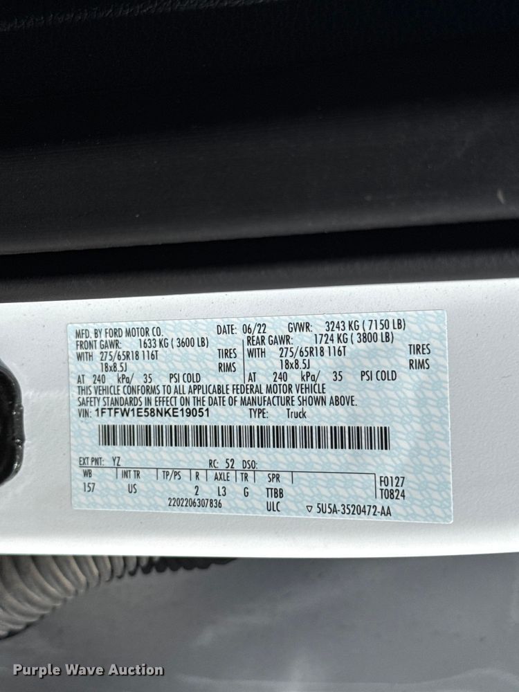 image for item ET6425 2022 Ford F150 Crew Cab pickup truck