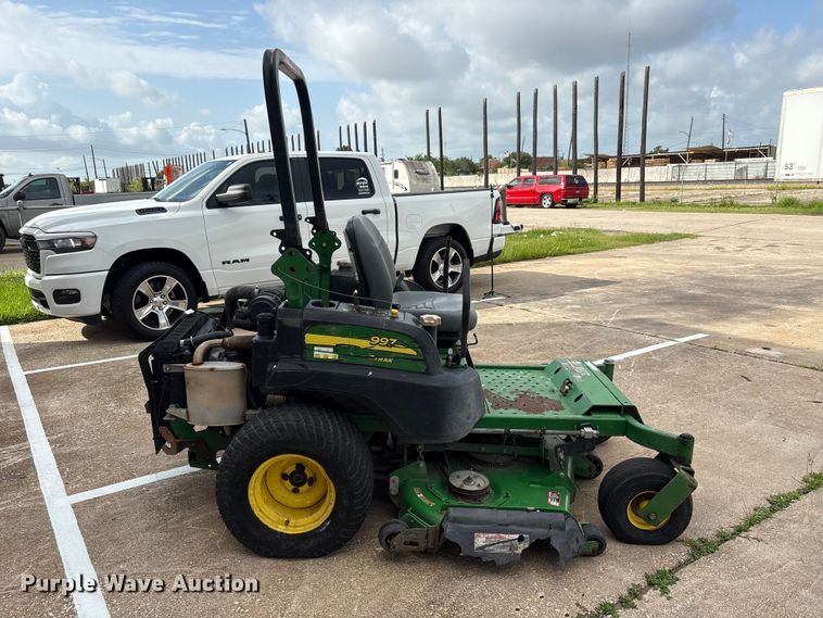 image for item EU0723 2020 John Deere 997 ZTR lawn mower