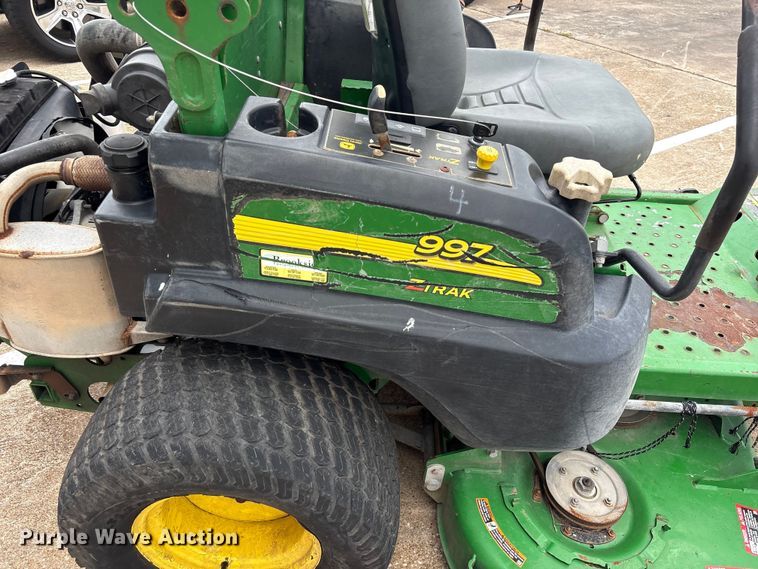 image for item EU0723 2020 John Deere 997 ZTR lawn mower