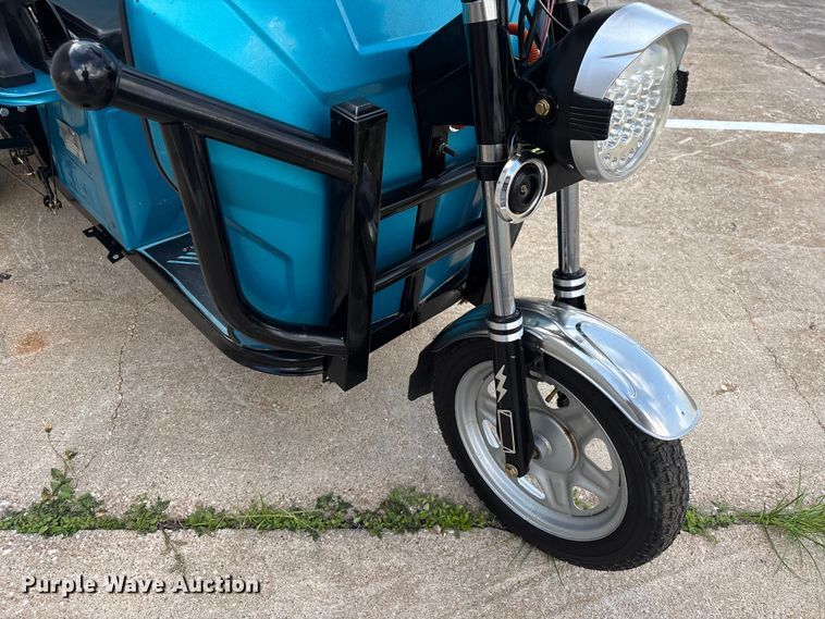 image for item EU0724 IR IRET13 electric tricycle