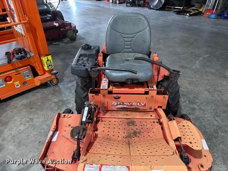 image for item EU0726 Gravely Promaster 260Z ZTR lawn mower