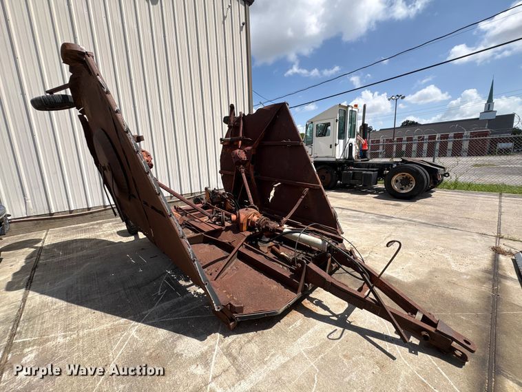 image for item EU0730 Bush Hog 220 batwing rotary mower