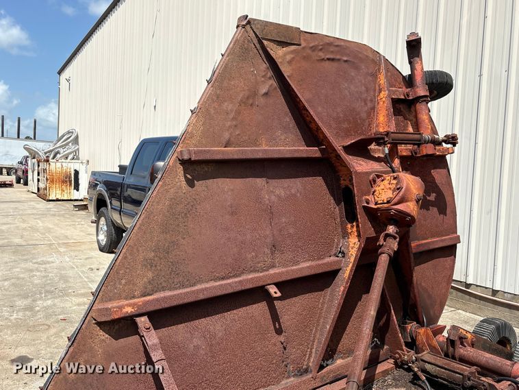 image for item EU0730 Bush Hog 220 batwing rotary mower