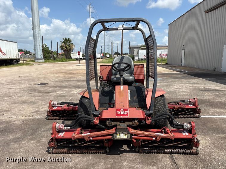 image for item EU0732 Toro Reelmaster 4000D reel mower