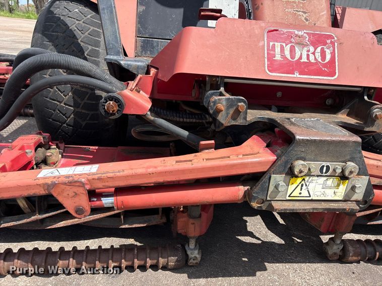 image for item EU0732 Toro Reelmaster 4000D reel mower