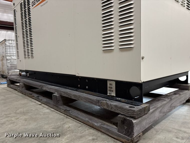image for item EU0735 2023 Generac RG04845ANAX generator