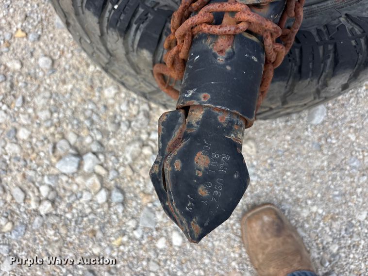 image for item EU5672 2017 East Texas refuse trailer