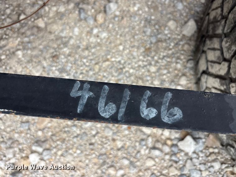 image for item EU5672 2017 East Texas refuse trailer