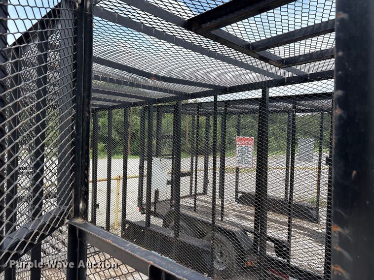 image for item EU5672 2017 East Texas refuse trailer