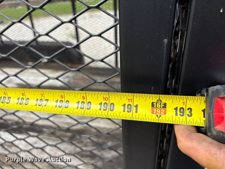 image for item EU5674 2018 East Texas refuse trailer