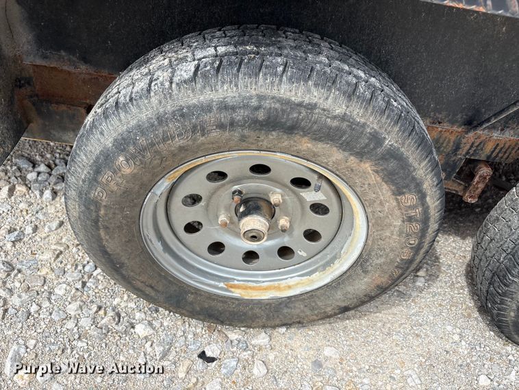 image for item EU5674 2018 East Texas refuse trailer
