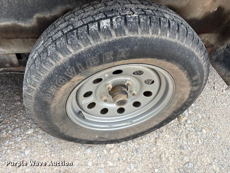 image for item EU5674 2018 East Texas refuse trailer