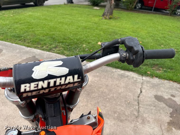 image for item EU5761 2006 KTM 250 XC motorcycle