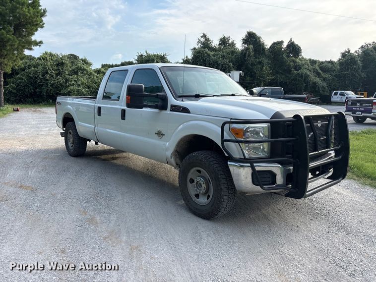 image for item EU5765 2011 Ford F250 Super Duty Crew Cab pickup truck