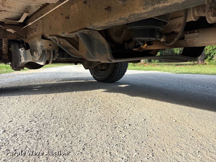 image for item EU5765 2011 Ford F250 Super Duty Crew Cab pickup truck
