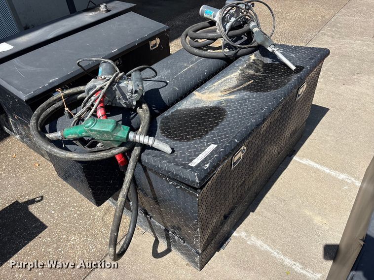 image for item EU5768 (4) fuel tanks
