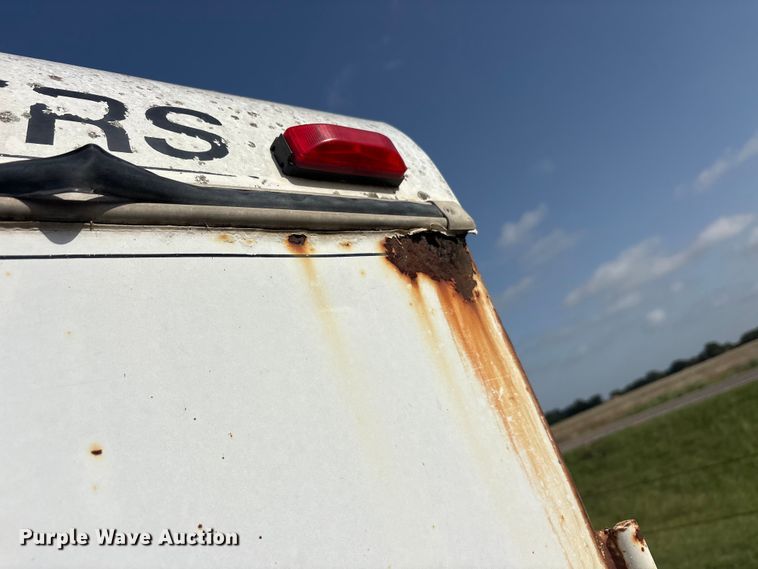 image for item EU5775 2000 Contract Manufacturer Contract Manufacturer enclosed cargo trailer