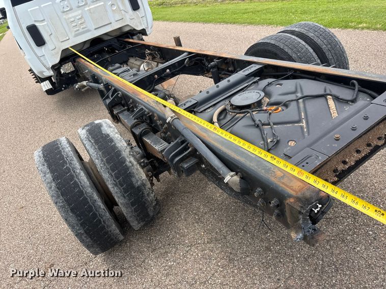 image for item EU6457 2021 Chevrolet GM515 truck cab and chassis