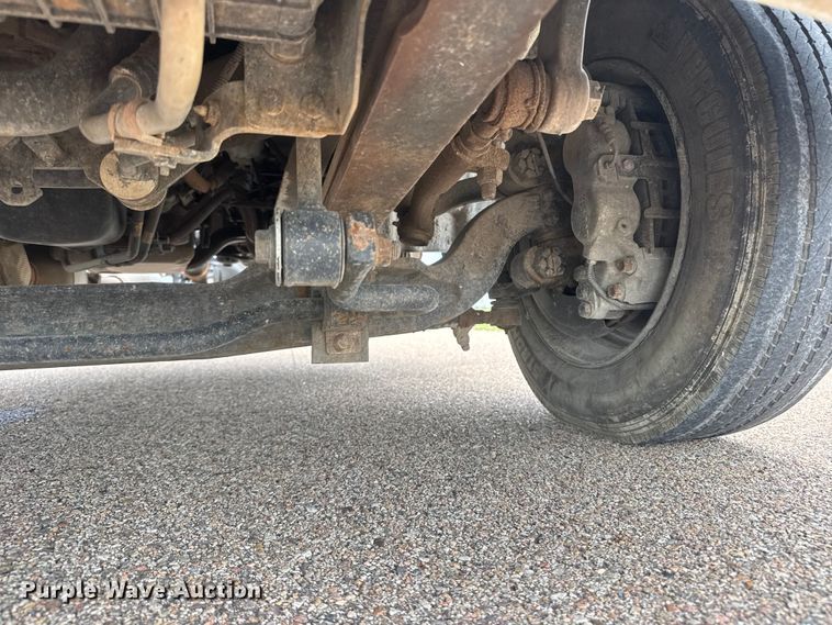 image for item EU6457 2021 Chevrolet GM515 truck cab and chassis