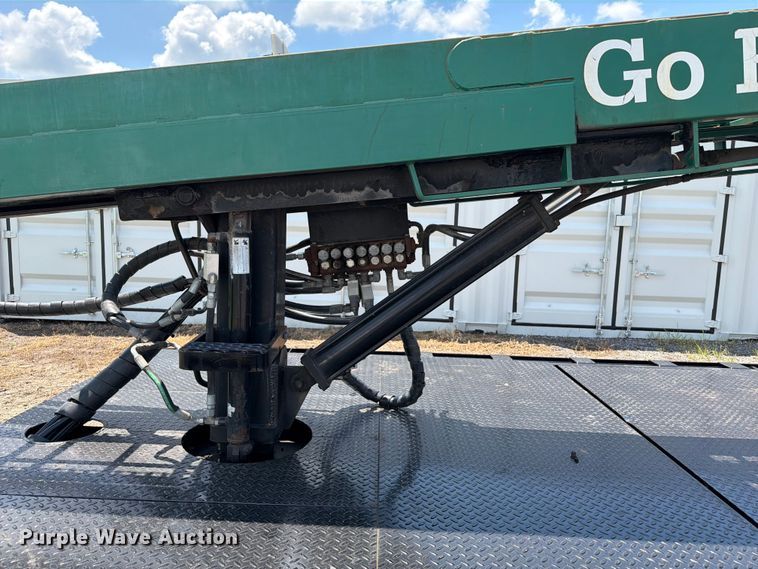image for item EV2989 Shingle elevator truck bed