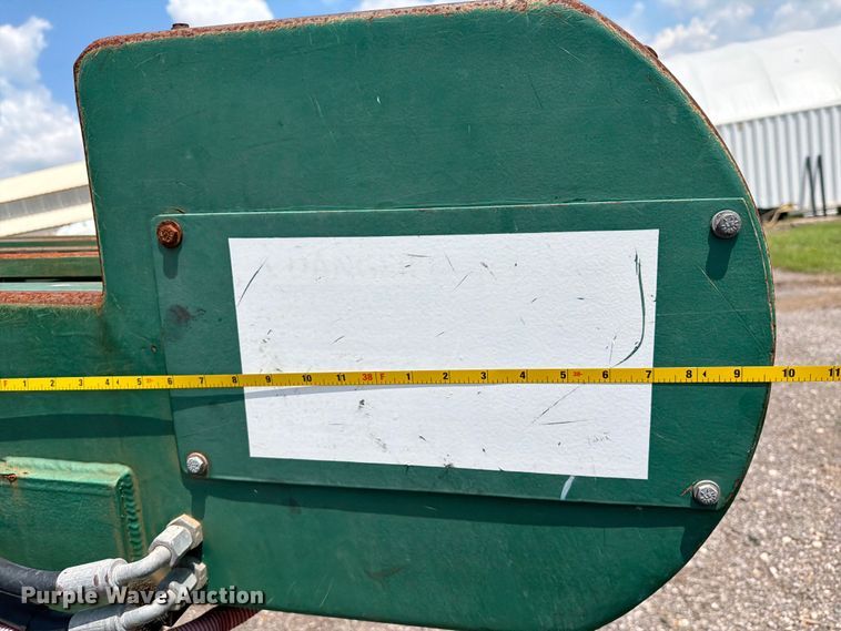 image for item EV2989 Shingle elevator truck bed