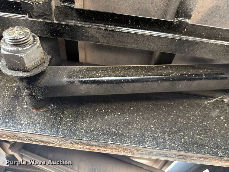 image for item EV2989 Shingle elevator truck bed