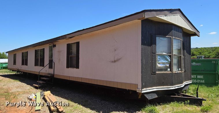 image for item EW0097 1983 Nashua Homes mobile home