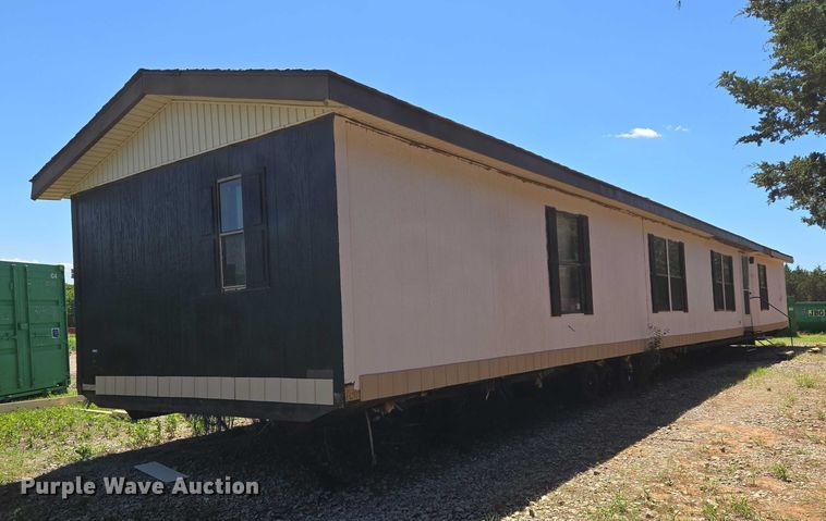 image for item EW0097 1983 Nashua Homes mobile home