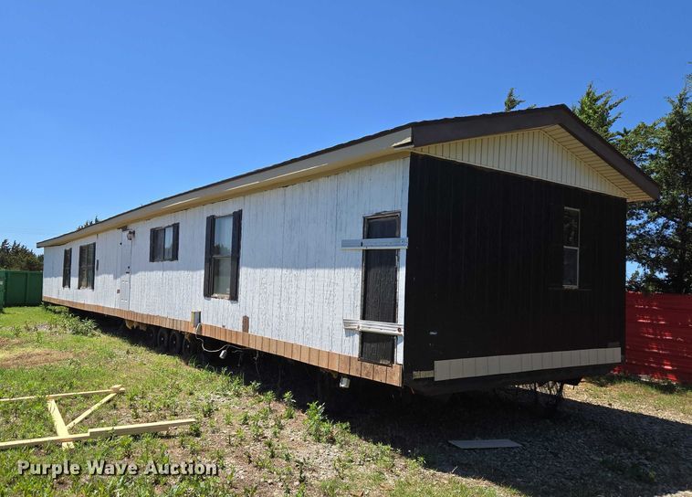 image for item EW0097 1983 Nashua Homes mobile home