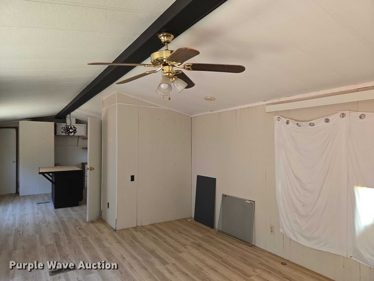 image for item EW0097 1983 Nashua Homes mobile home