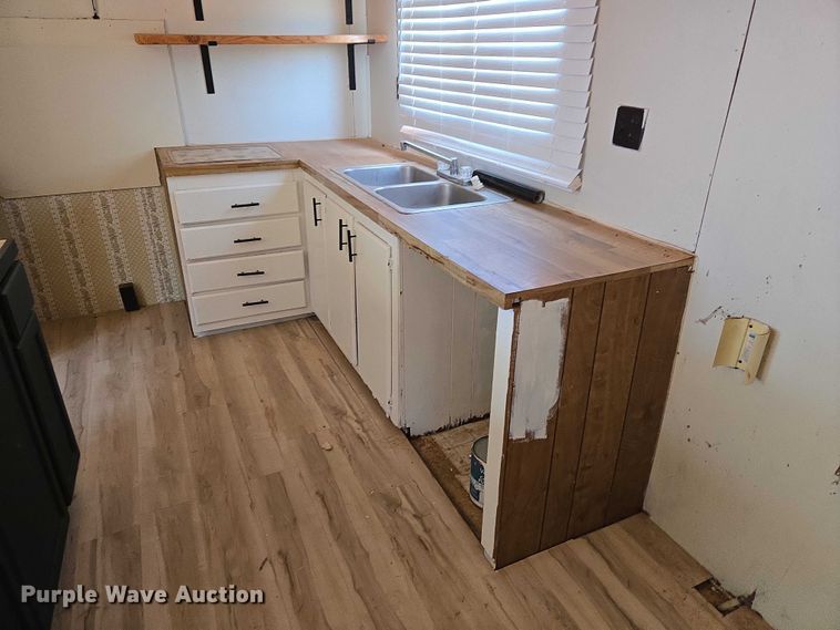 image for item EW0097 1983 Nashua Homes mobile home