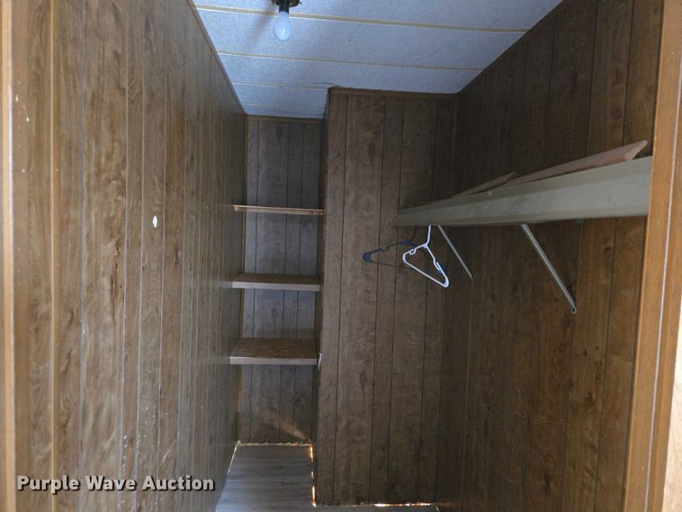 image for item EW0097 1983 Nashua Homes mobile home