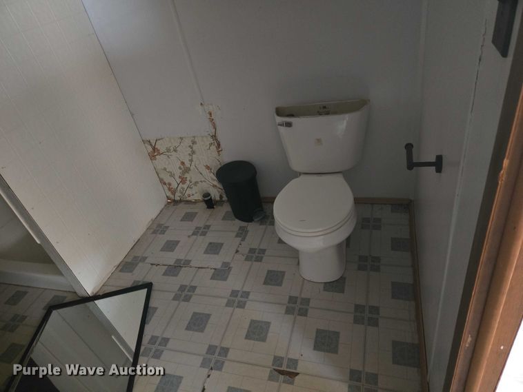image for item EW0097 1983 Nashua Homes mobile home