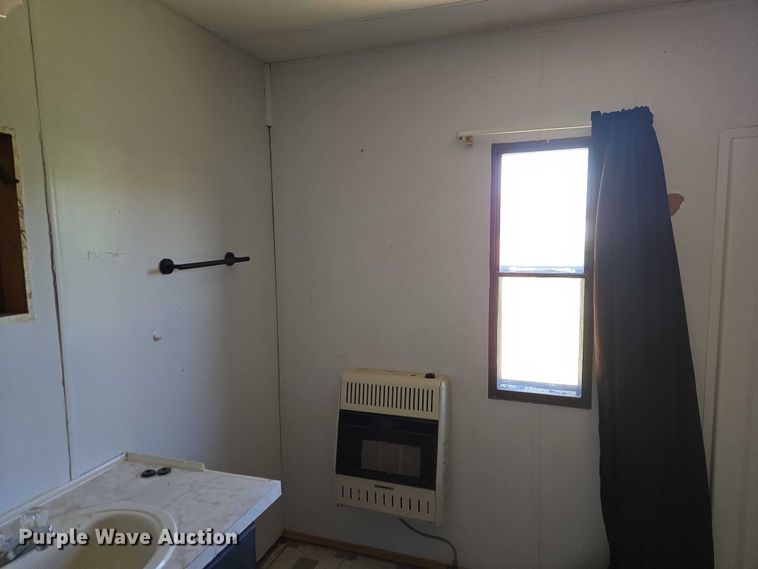 image for item EW0097 1983 Nashua Homes mobile home