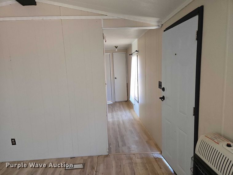 image for item EW0097 1983 Nashua Homes mobile home
