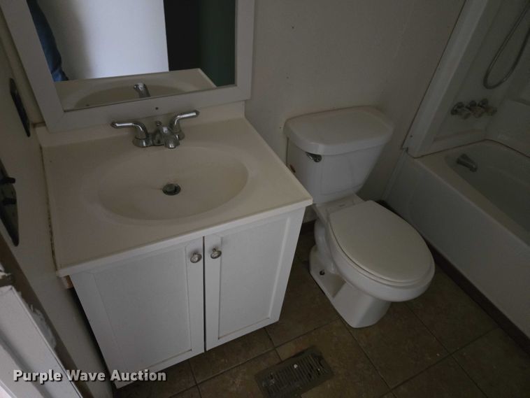 image for item EW0097 1983 Nashua Homes mobile home