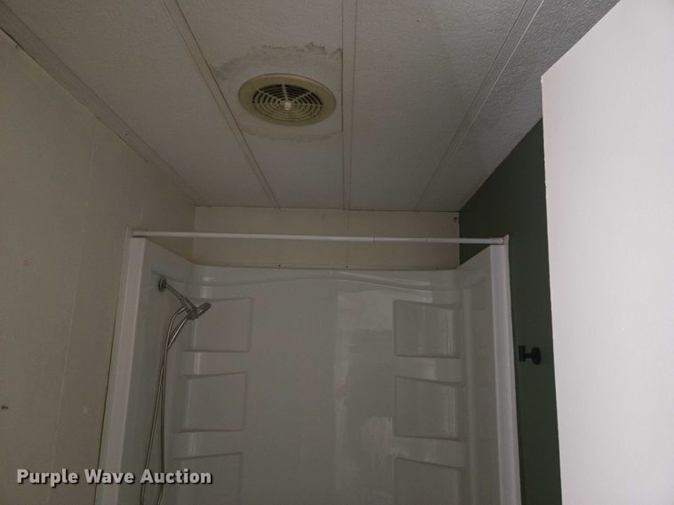 image for item EW0097 1983 Nashua Homes mobile home