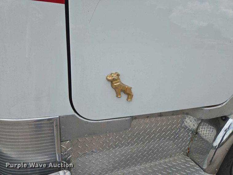 image for item EW0209 1977 Mack CF-600 pumper fire truck