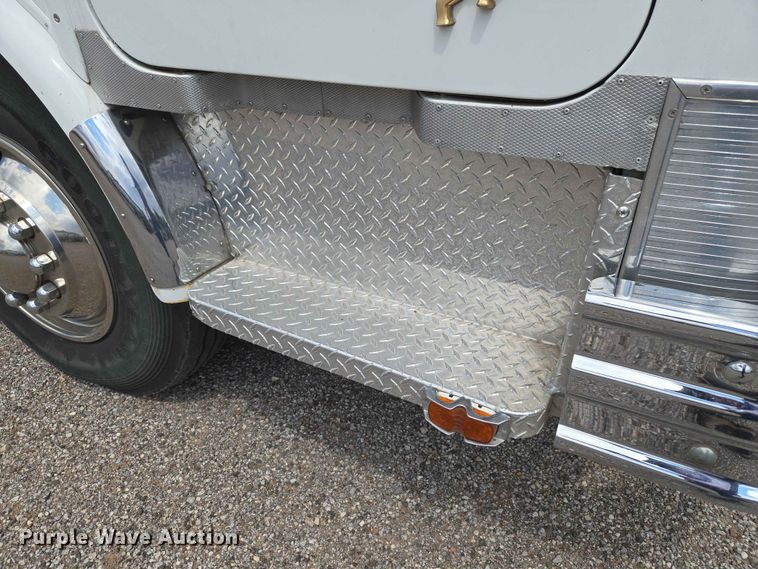 image for item EW0209 1977 Mack CF-600 pumper fire truck