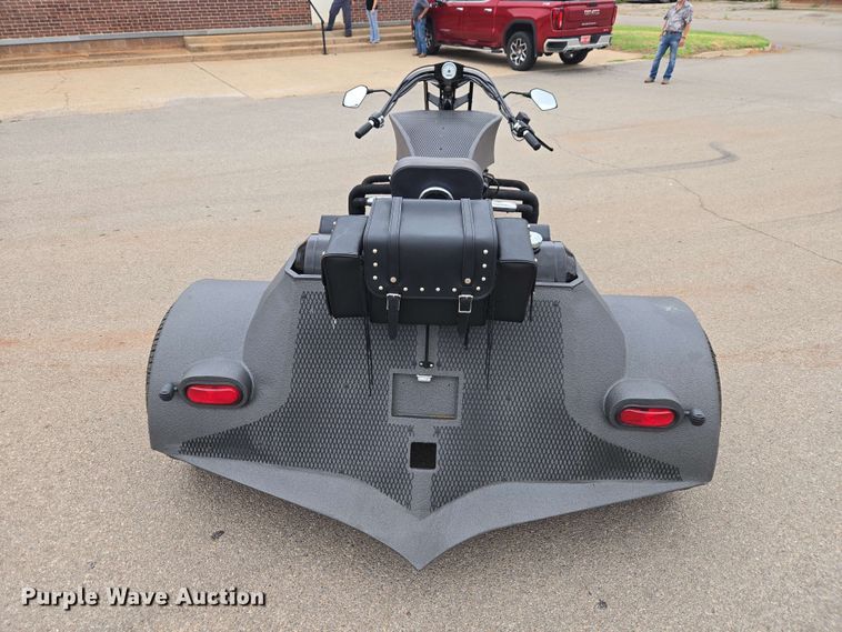 image for item EW0326 2019 Fat Man Cycles tricycle