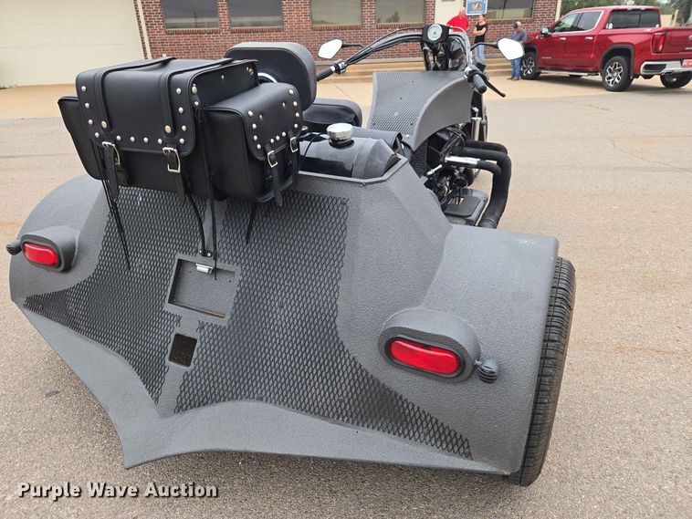 image for item EW0326 2019 Fat Man Cycles tricycle